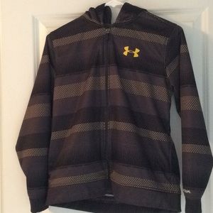 Under Armour hoodie. Boys size youth large.